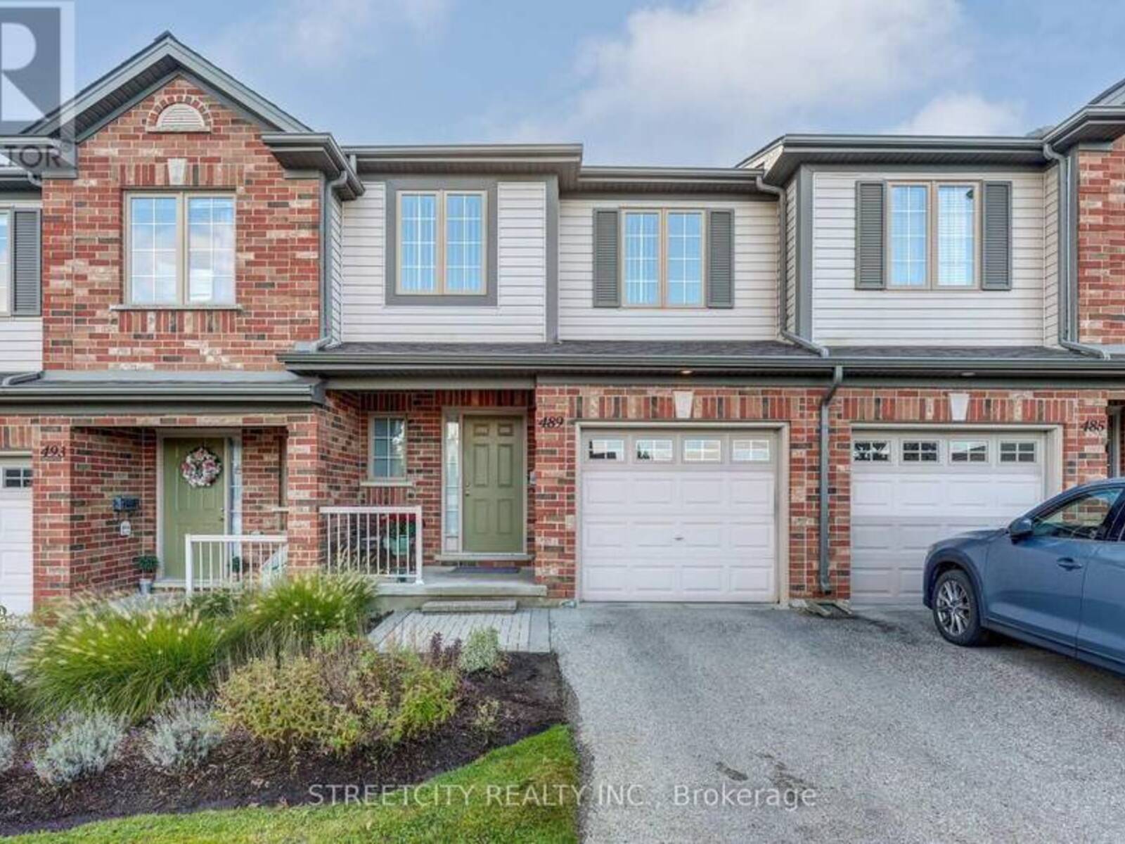 489 SKYLINE AVENUE, London, Ontario N5X 4L2