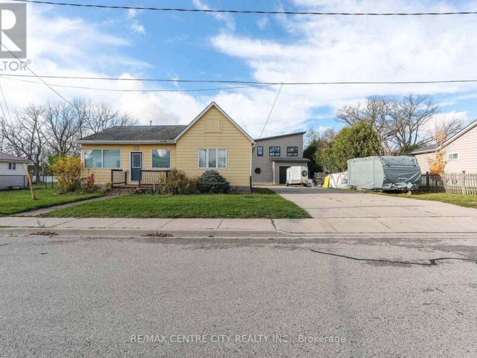 236 WEST STREET, Central Elgin, Ontario N0L 1B0