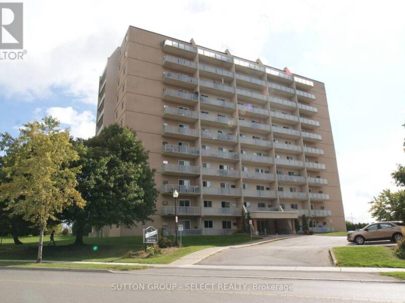 302 - 583 MORNINGTON AVENUE, London, Ontario N5Y 3E9