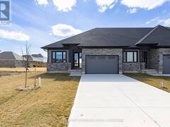 484 KIP LANE Plympton-Wyoming Ontario, N0N 1T0