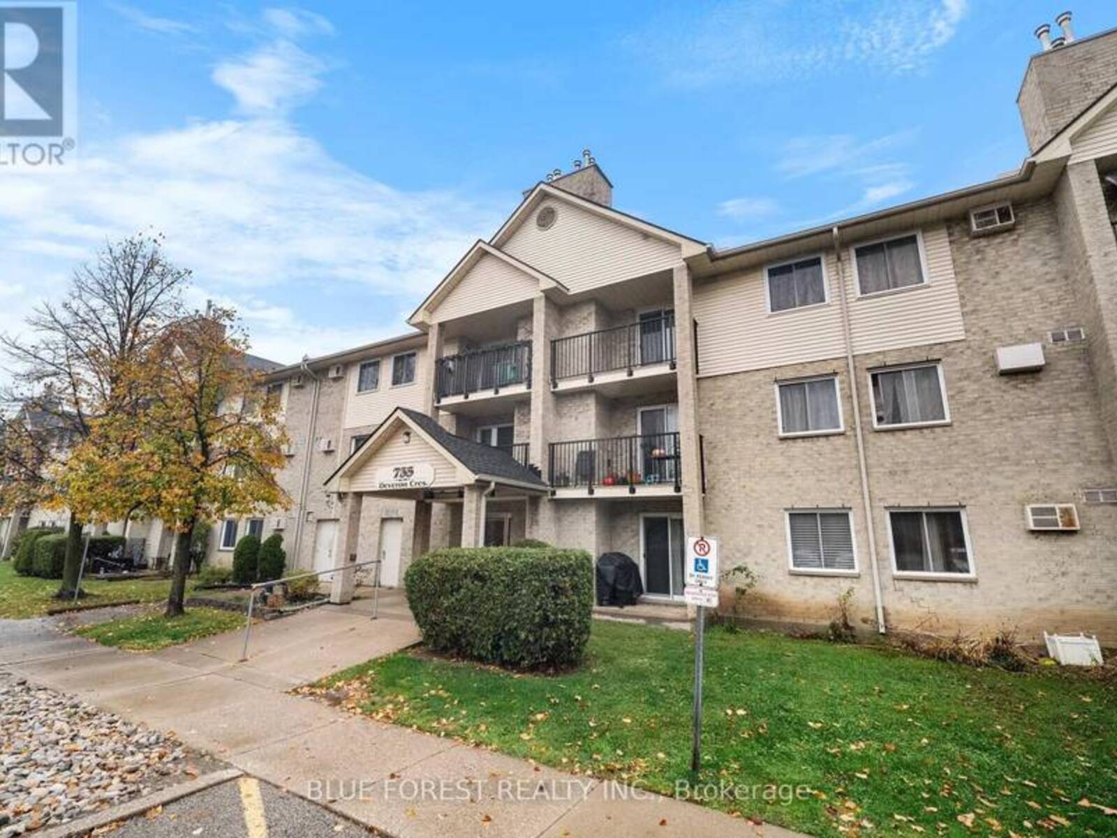 315 - 735 DEVERON CRESCENT, London, Ontario N5Z 4X8