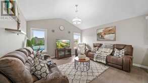 204 PEACH TREE BOULEVARD | St. Thomas Ontario | Slide Image Eight