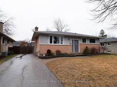 89 ALAYNE CRESCENT London Ontario, N6E 2A2