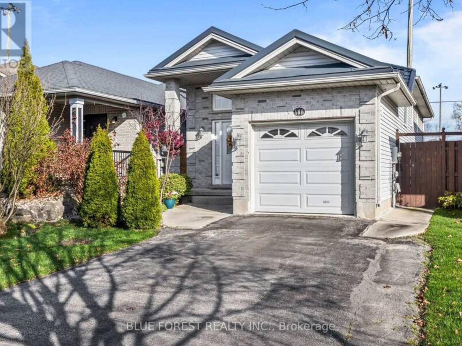 180 CRIMSON CRESCENT, London, Ontario N5W 6G1