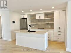 110 - 2062 LUMEN DRIVE London Ontario, N6K 0L3