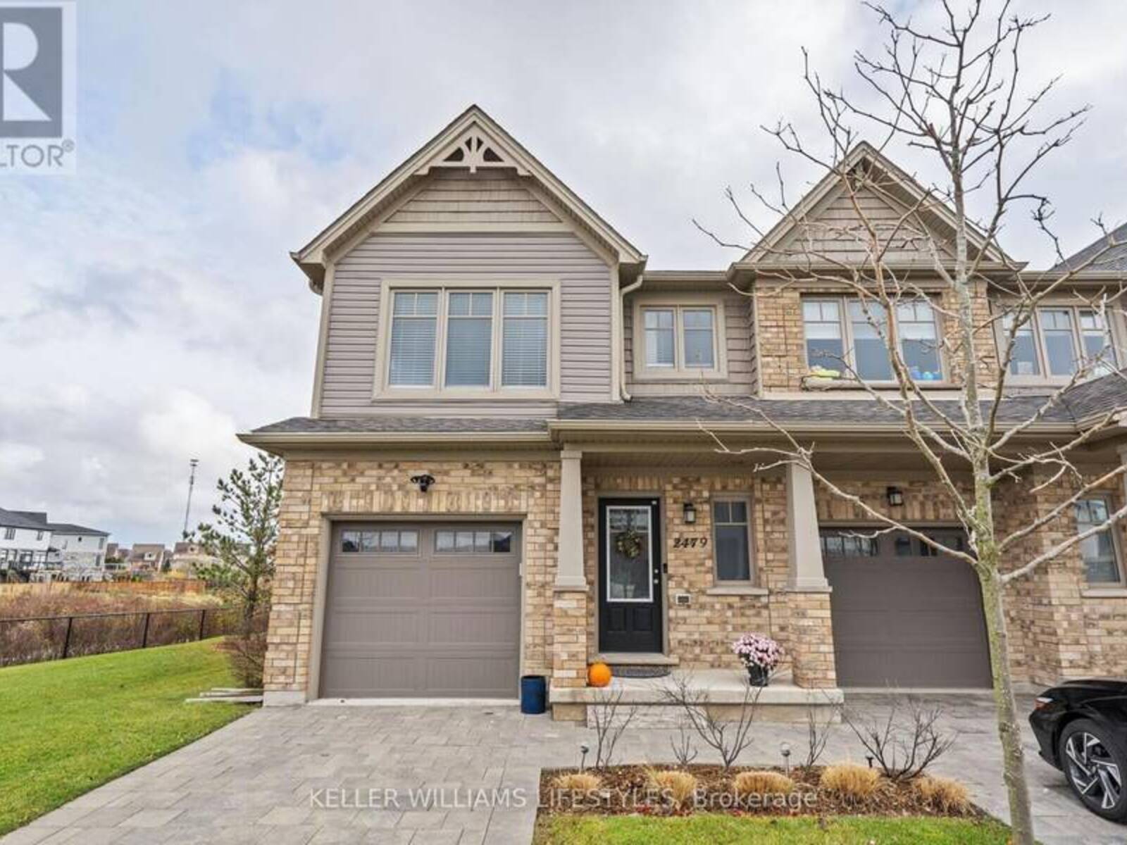 2479 TOKALA TRAIL, London, Ontario N6G 5B4