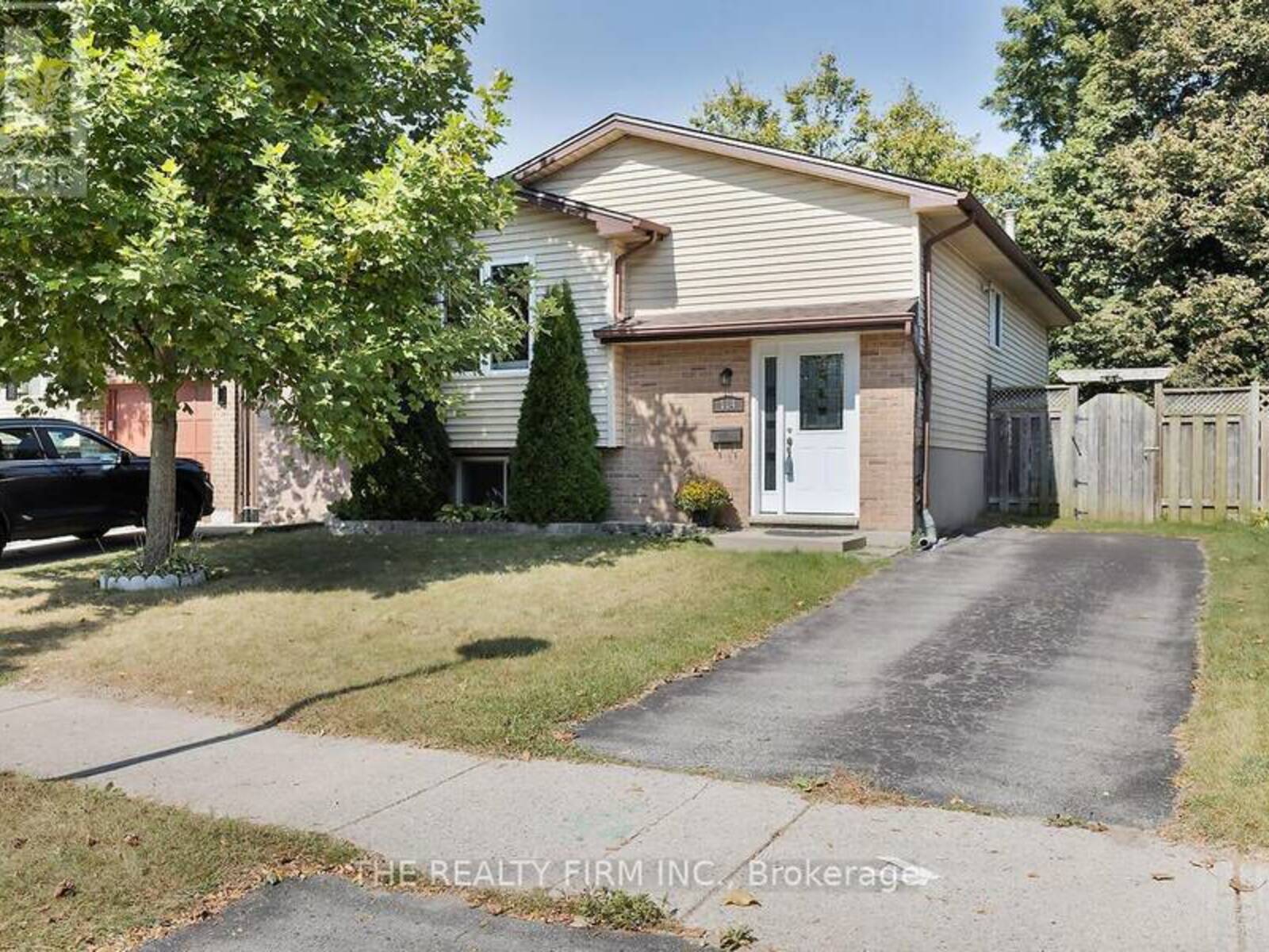 114 SADDY AVENUE, London, Ontario N5V 4N1