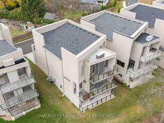 11 - 495 OAKRIDGE DRIVE London Ontario, N6H 0H2