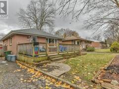 1840 ROYAL CRESCENT London Ontario, N5W 2A8