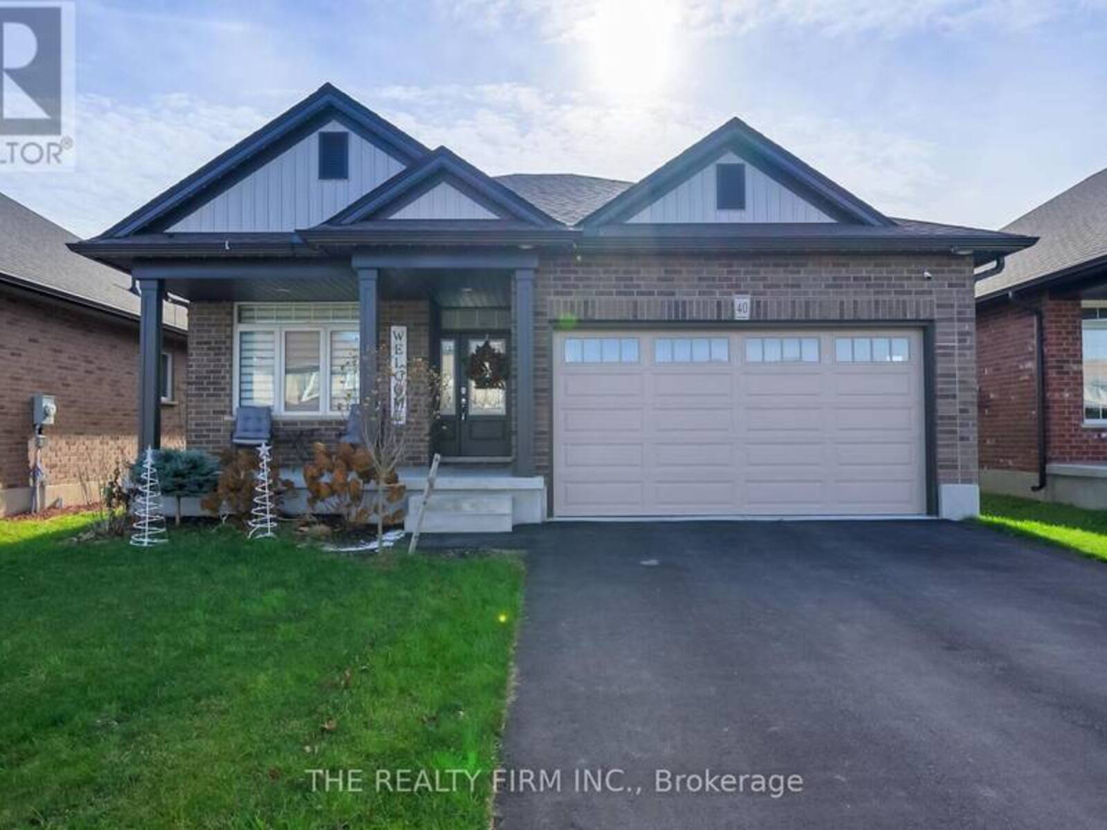 40 FREEMAN LANE, Central Elgin, Ontario N5P 0E4