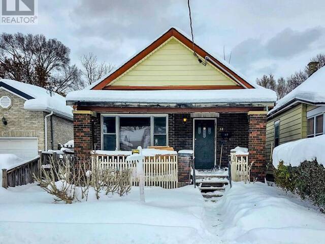 58 HUME STREET London Ontario, N5Z 2N8