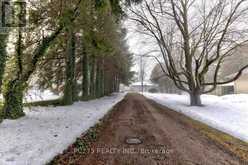 1163 CRUMLIN SIDE ROAD | London Ontario | Slide Image Thirty-eight