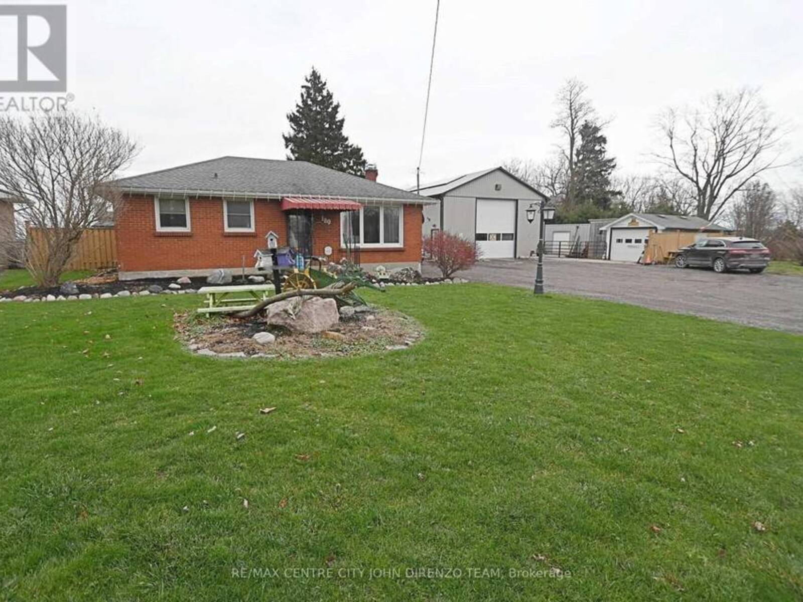 180 CENTENNIAL AVENUE, St. Thomas, Ontario N5R 5B2