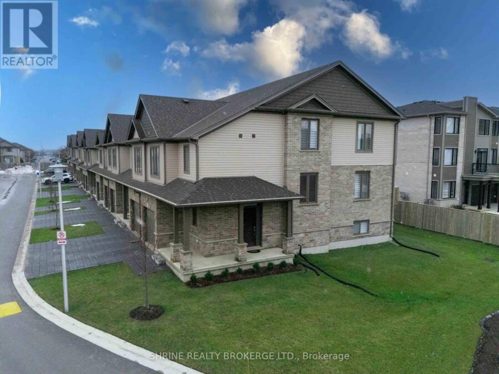 UNIT 2 - 745 CHELTON ROAD, London, Ontario N6M 0J1