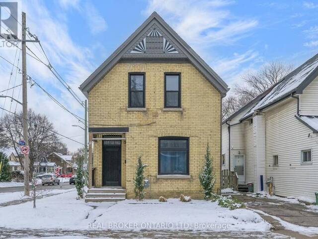 453 QUEBEC STREET London Ontario, N5W 3Y4