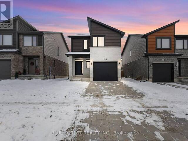 2014 CLAYRIDGE WAY London Ontario, N6G 0V3