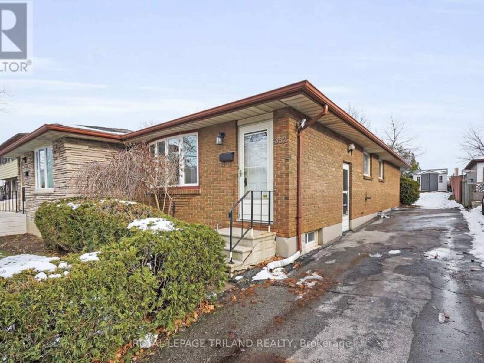 352 BASELINE ROAD W, London, Ontario N6J 1W1