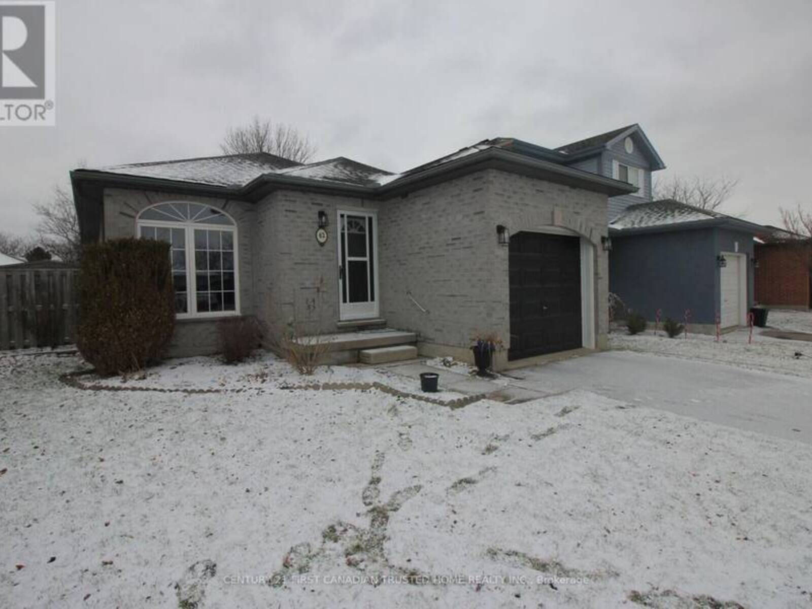 62 MAXINE COURT E, Komoka, Ontario N0L 1R0