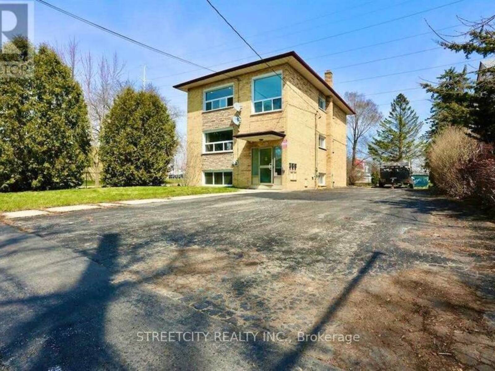 394 THIEL STREET, London, Ontario N5W 4P8