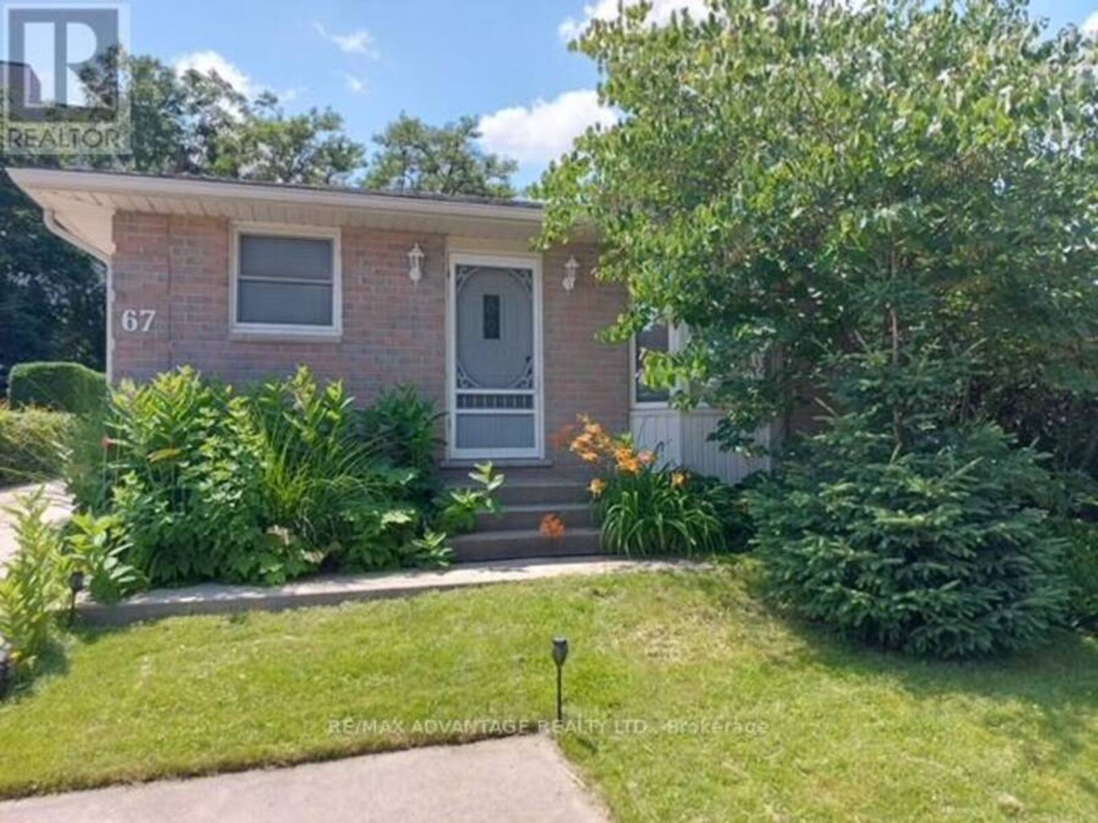 67 DUNDEE COURT, London, Ontario N6C 5E4