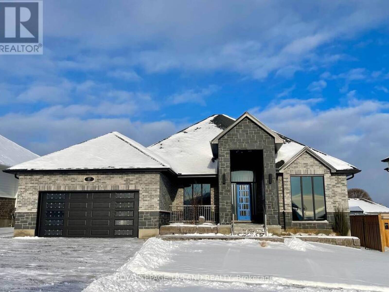 17 EDGEVIEW CRESCENT, Komoka, Ontario N0L 1R0