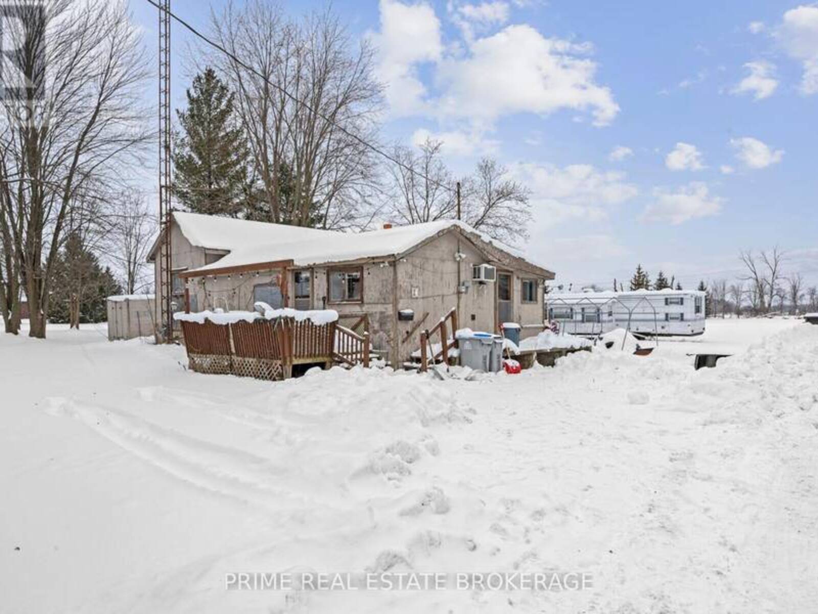 2 GUETTINGER STREET, South Huron, Ontario N0M 1M0