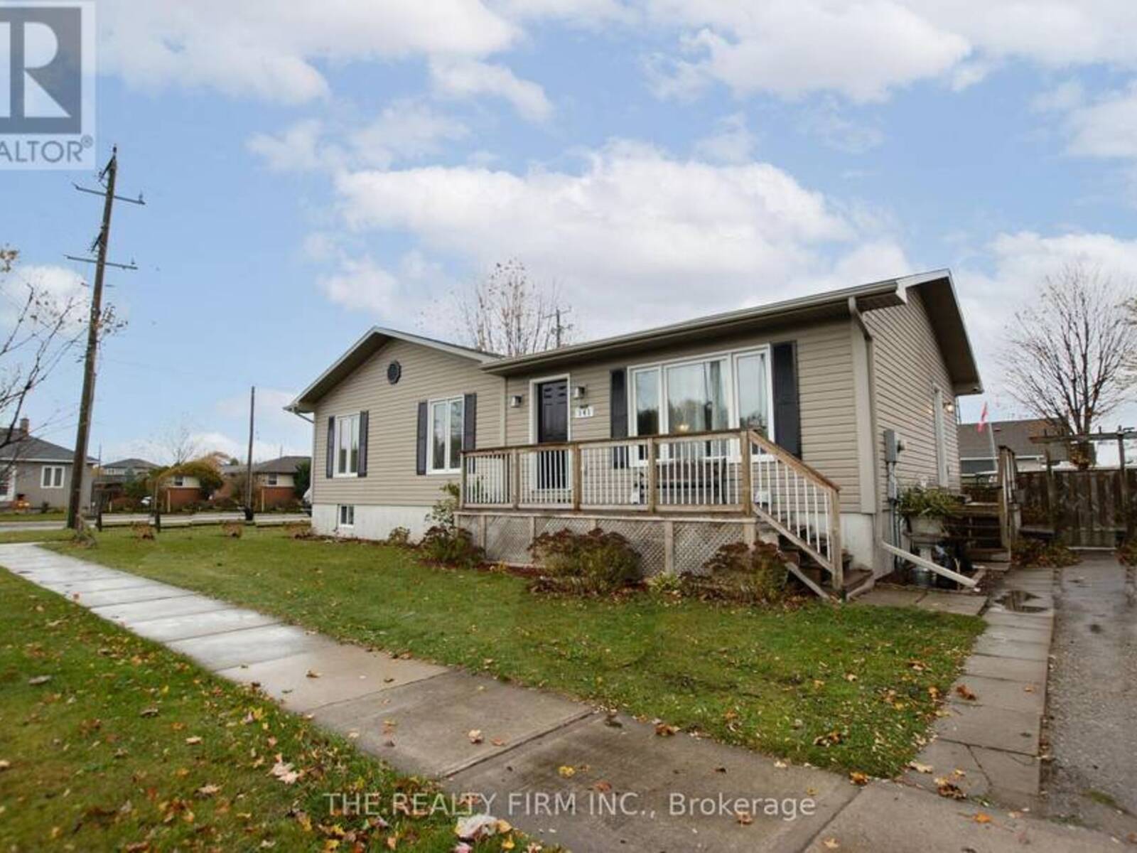 141 CAMBRIDGE STREET, Goderich, Ontario N7A 2Y5