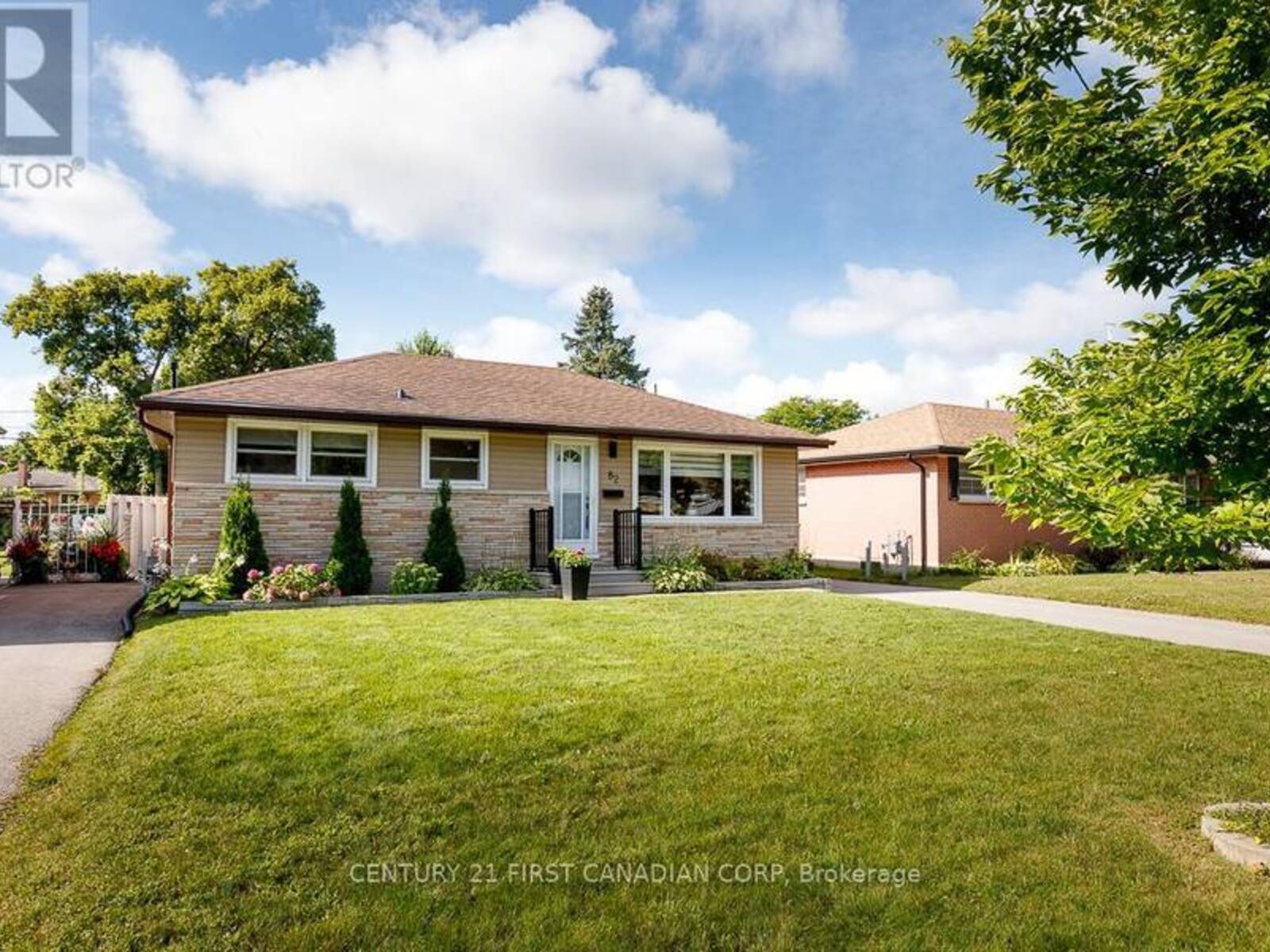 82 QUEENSTON CRESCENT, London, Ontario N5W 1N6