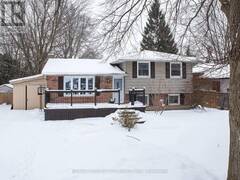 55 MENDIP CRESCENT London Ontario, N6E 1H2