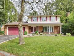 43 CAMDEN PLACE London Ontario, N5X 2K5