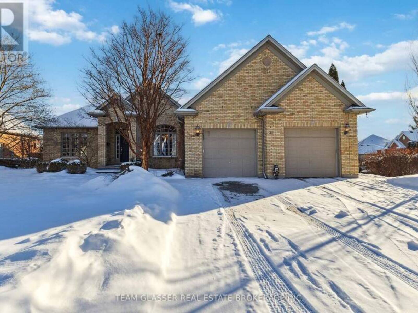 38 BUTTERNUT GROVE, London, Ontario N6K 4J4