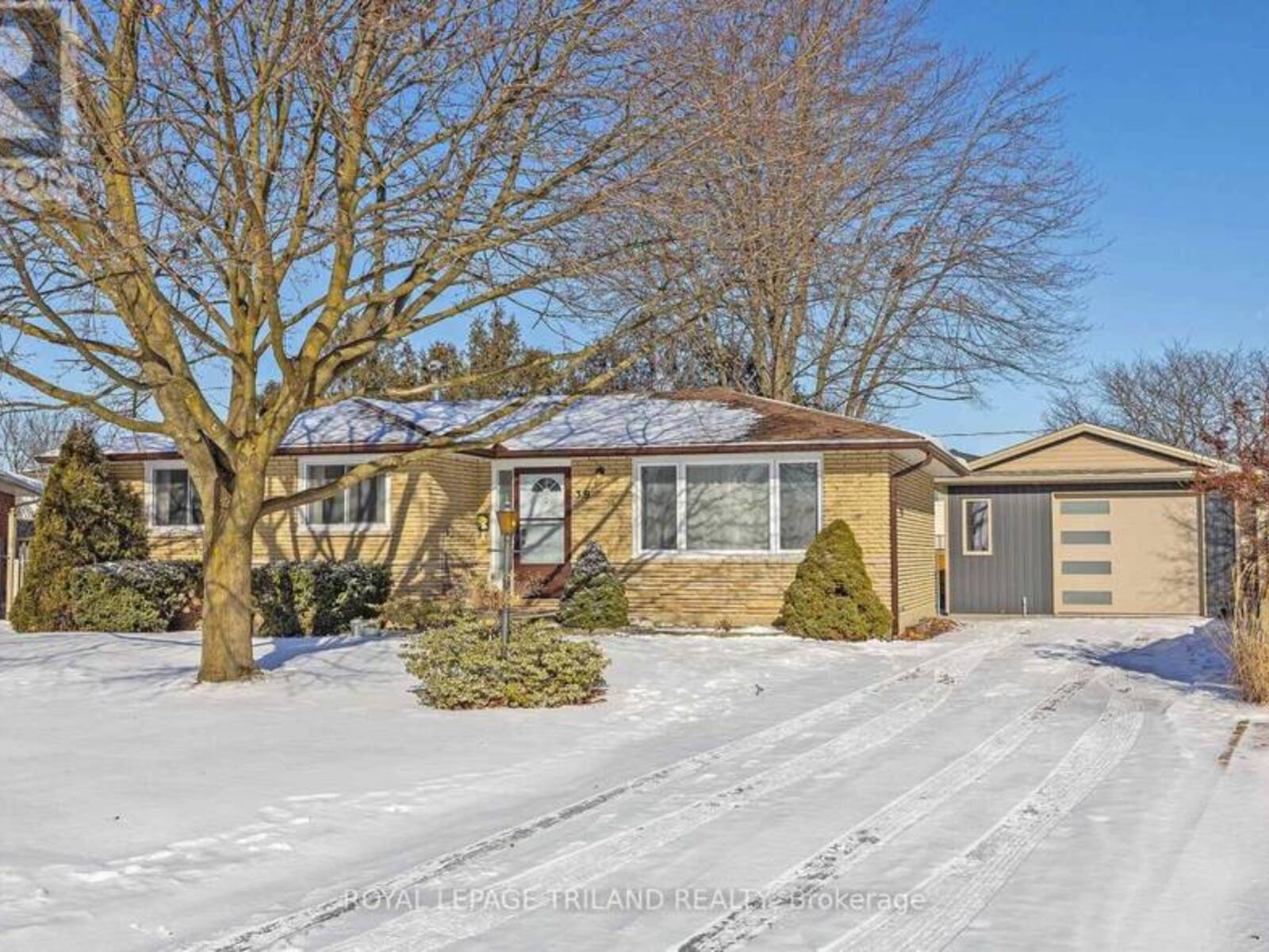 39 STIRLING CRESCENT, St. Thomas, Ontario N5P 3R4