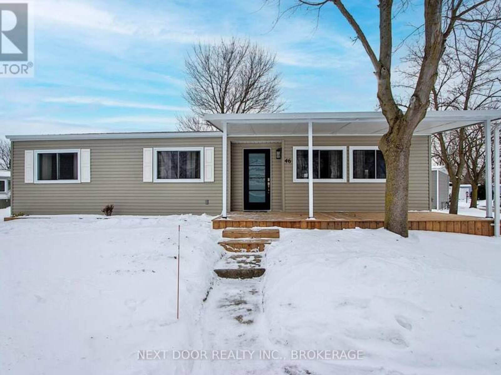 46 ST. ANDREWS PLACE, Grand Bend, Ontario N0M 1T0