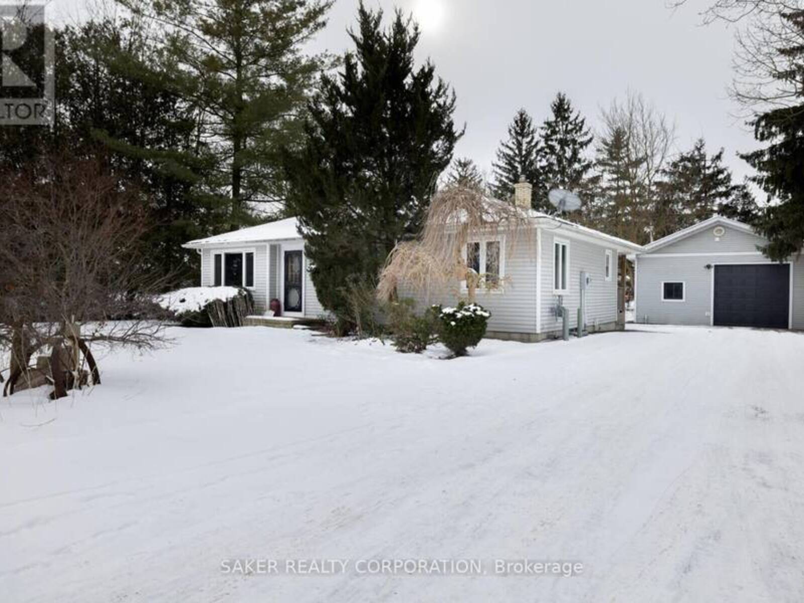 2617 EMERSON STREET, Mount Brydges, Ontario N0L 1W0