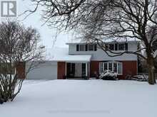 218 RIVERVIEW DRIVE | Strathroy-Caradoc Ontario | Slide Image One