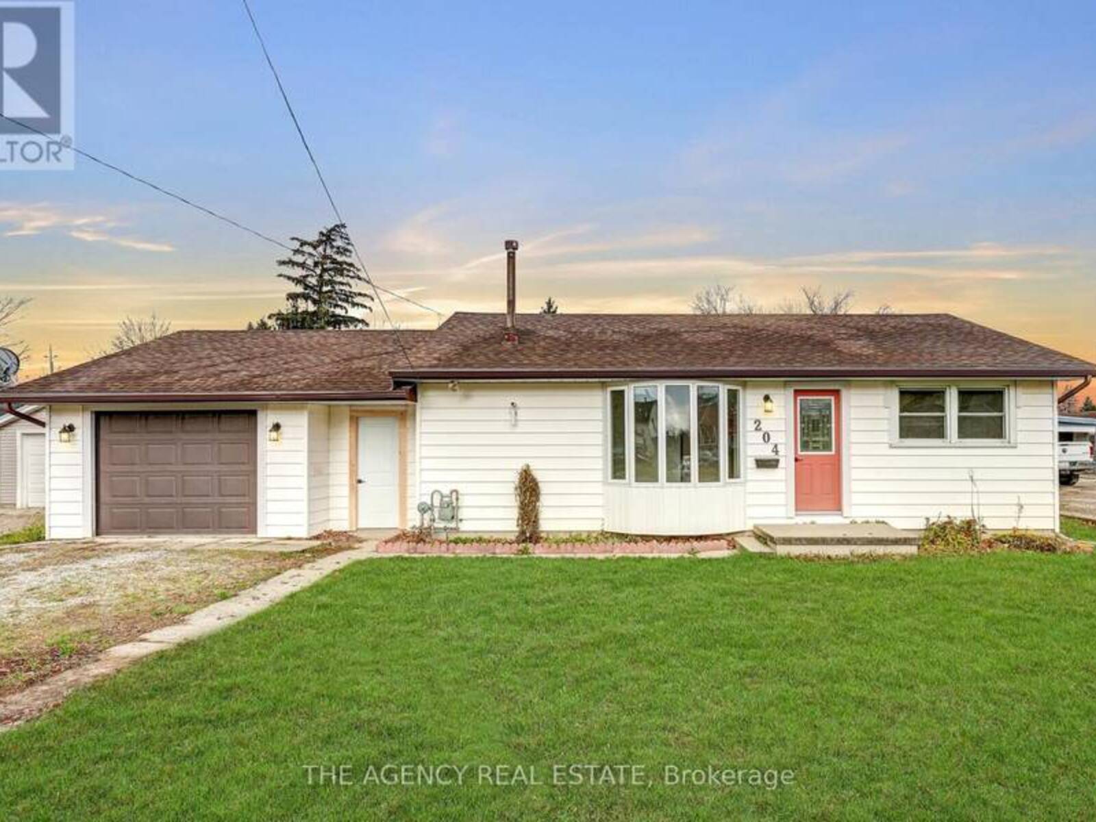 204 SYMES STREET, Southwest Middlesex, Ontario N0L 1M0