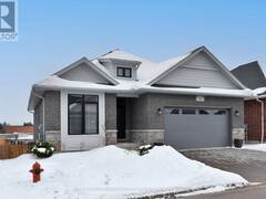 6 - 10038 OXBOW DRIVE Komoka Ontario, N0L 1R0