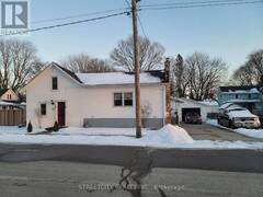 156 MAPLE STREET West Elgin Ontario, N0L 2C0