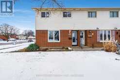 365 TWEEDSMUIR AVENUE W | Chatham Ontario | Slide Image One