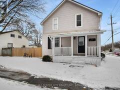 36 WALNUT STREET W Aylmer Ontario, N5H 1C5