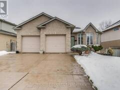 342 JONATHAN STREET London Ontario, N5Z 5C8