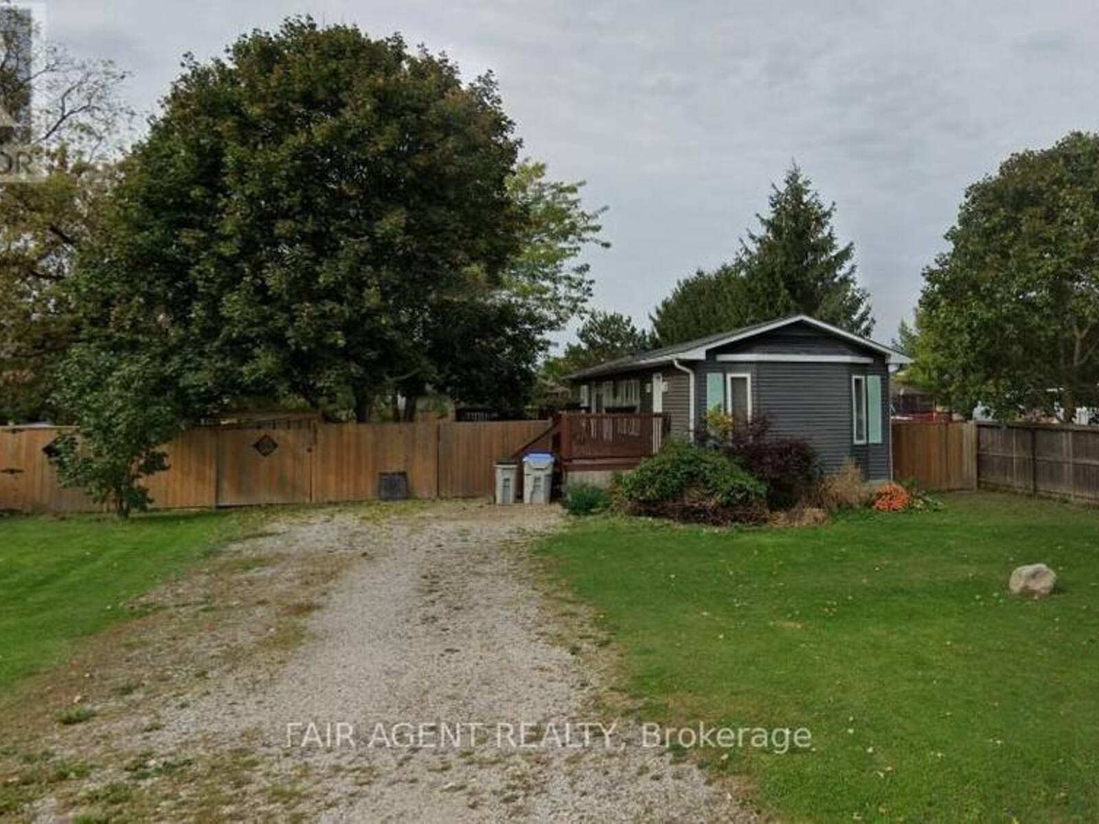 173 PEARL STREET, Lambton Shores, Ontario N0M 2N0