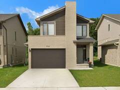 694 CHELTON ROAD London Ontario, N6M 0H8