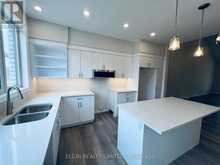 48 DUNNING WAY | St. Thomas Ontario | Slide Image Nine