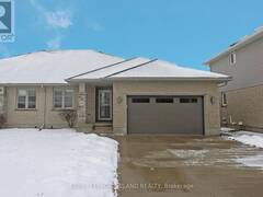 49 BLAIRMONT TERRACE St. Thomas Ontario, N5R 0E1