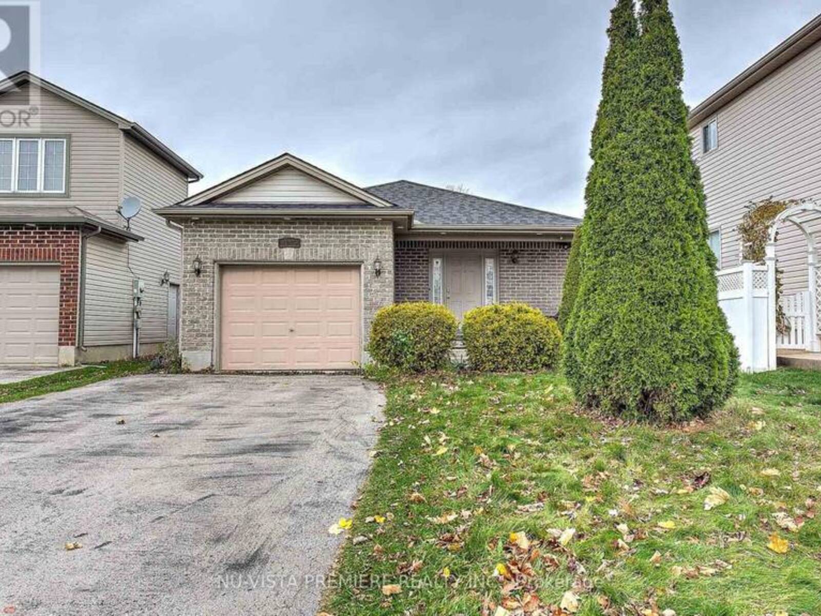 1045 BLYTHWOOD ROAD, London, Ontario N6H 5W2