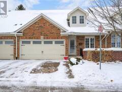 64 - 464 COMMISSIONERS ROAD W London Ontario, N6J 0A2