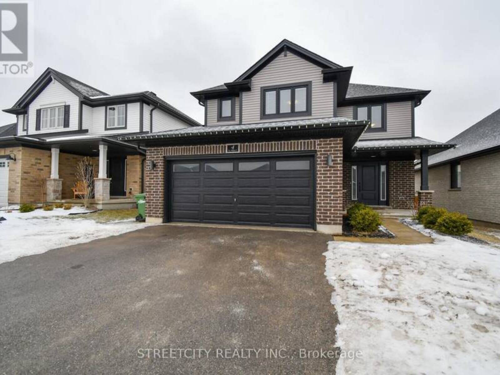 4 FOX HOLLOW COURT, St. Thomas, Ontario N5R 0J6