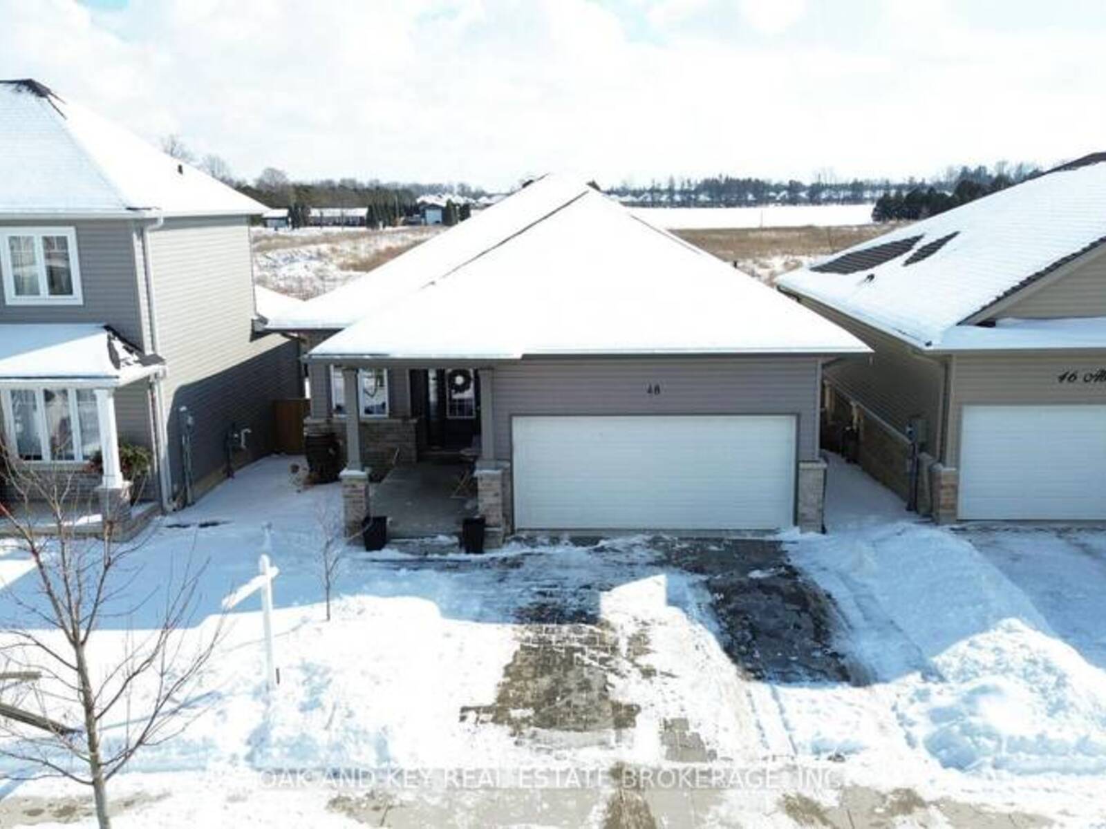 48 ABBOTT STREET, Strathroy-Caradoc, Ontario N7G 4M2