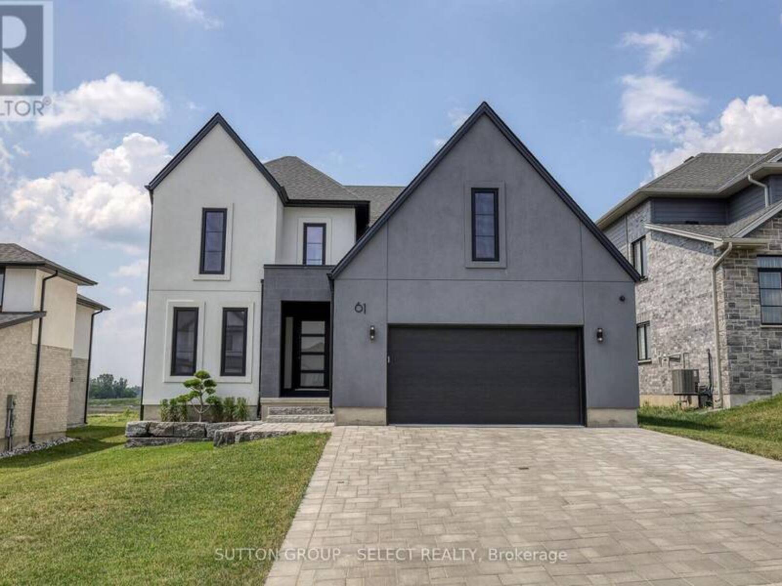 61 CRESTVIEW DRIVE, Komoka, Ontario N0L 1R0